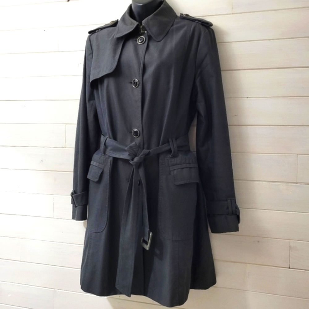Banana Republic classic trench coat